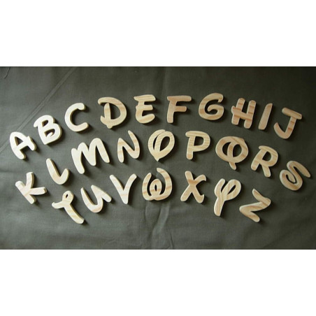 Alphabet de lettres en bois police "enfant"