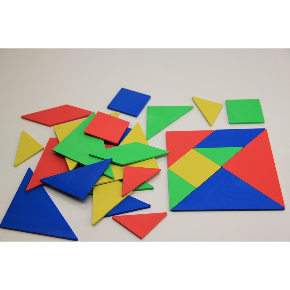 Puzzle Tangram 28 pièces colorées rouge, bleu, vert et jaune