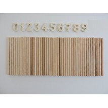 45 fuseaux Montessori avec les chiffres de 0 à 9 en bois au dessus