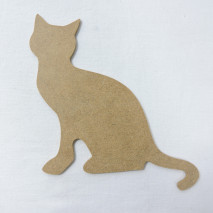 Forme décorative en bois représentant un chat assis de profil.